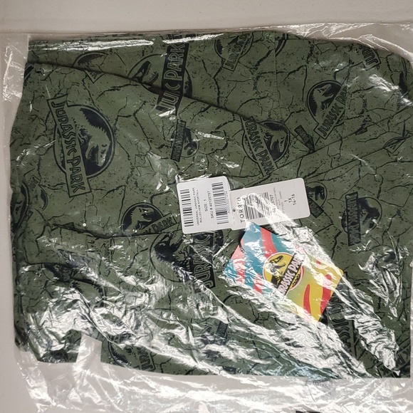 ❤️NWT VINTAGE TORRID SHEATH DRESS - JURASSIC PARK WORLD DINOSAUR - PLUS SIZE 1X - Picture 4 of 11